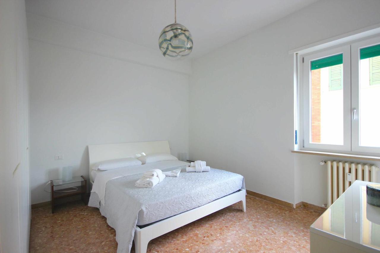 Case Vr Holiday Residenza 2 Di Picche Verona Buitenkant foto